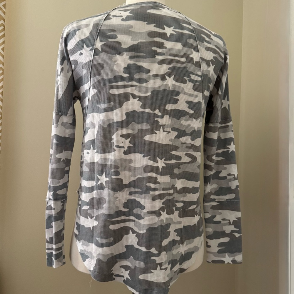 🍀 Lucky Brand Camo Thermal Tee - Picture 2 of 7